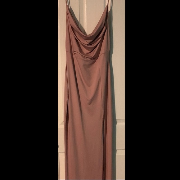 FORMAL DRESS - Picture 2 of 3